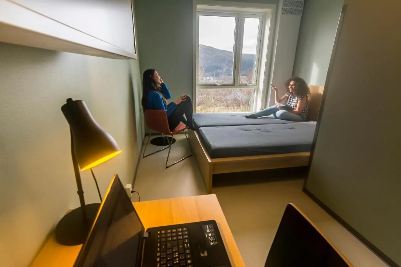 Bergen Hostel Montana 0*,  Norveç